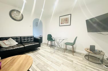 Heron Drive, Lenton, Nottingham - Image 2